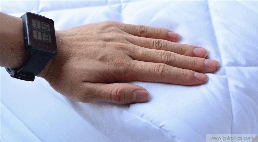 这个枕头不仅能挽救睡眠还能挽救婚姻！