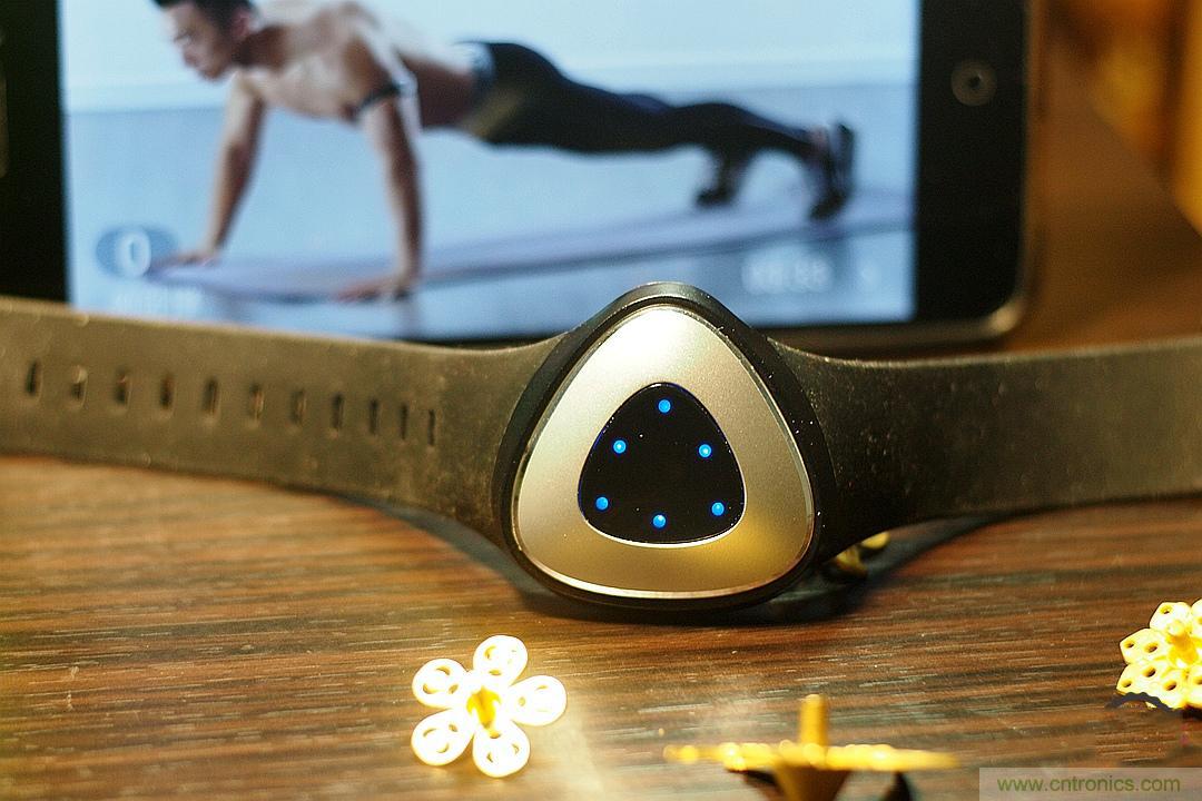 私人教练太贵何不把WeCoach Pro请回家