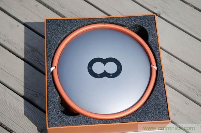 智能导航扫地机器人，以内更靠谱！