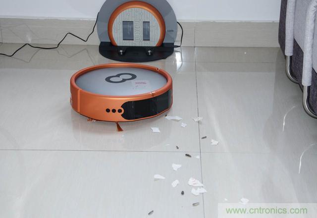 智能导航扫地机器人，以内更靠谱！