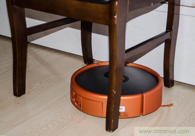 智能导航扫地机器人，以内更靠谱！