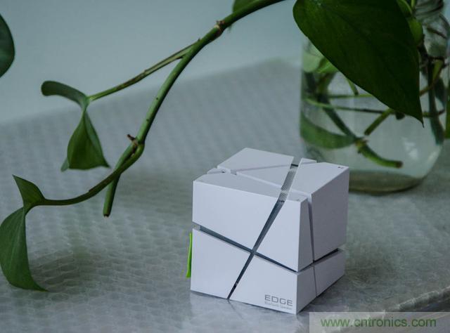 洛斐创意蓝牙音箱，光与建筑点缀生活