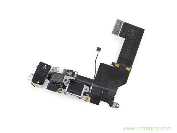 有什么地方没有变？iPhone SE真机拆解