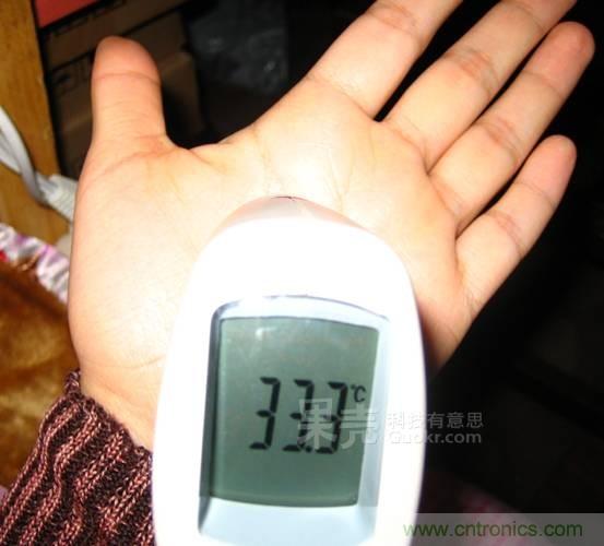 自动温调速风扇，让你的电脑更冷静