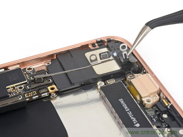 iPhone 8首拆：无线充电版本的iPhone 7？