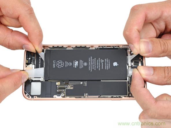 iPhone 8首拆：无线充电版本的iPhone 7？