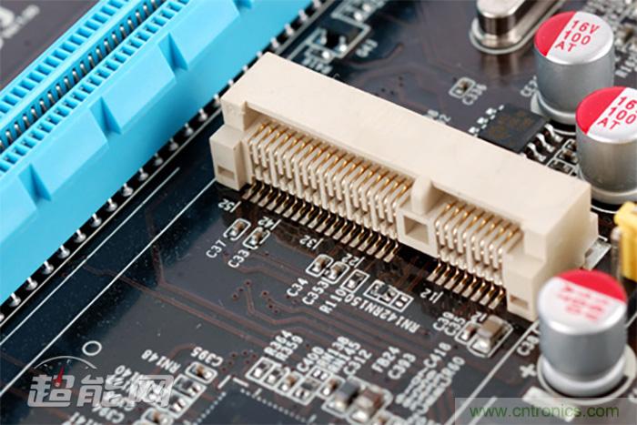 那些长短不一的PCI-E插槽都有什么不一样？