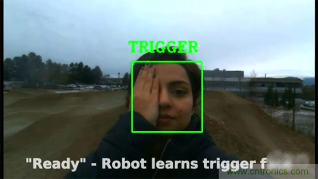 最新控制系统，用脸就能控制无人机？