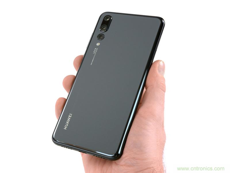 拆解华为P20 Pro:后置三摄都有硬件级光学防抖