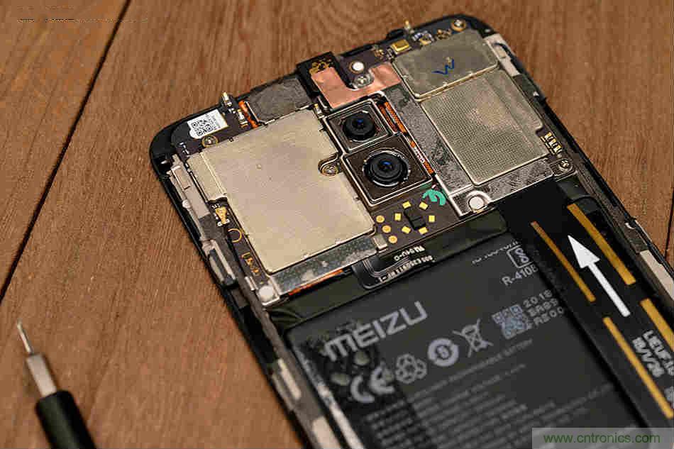 拆解魅族15 Plus：玩转了新概念，但其工艺究竟如何？