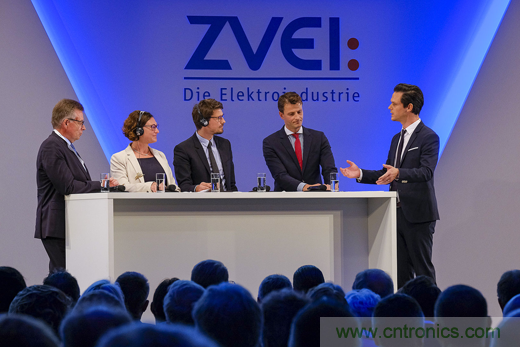 打造合作共赢机制，推动传统产业升级