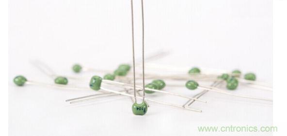 分析电子电路之阻容降压电路 分析电子电路之阻容降压电路