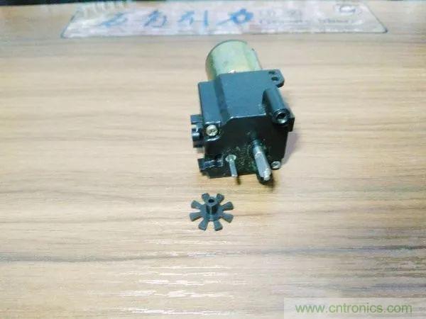 小型减速电机拆解及原理分析