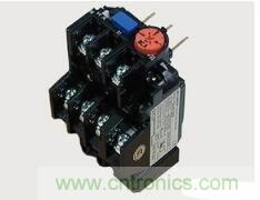 控制继电器的工作原理 控制继电器的工作原理