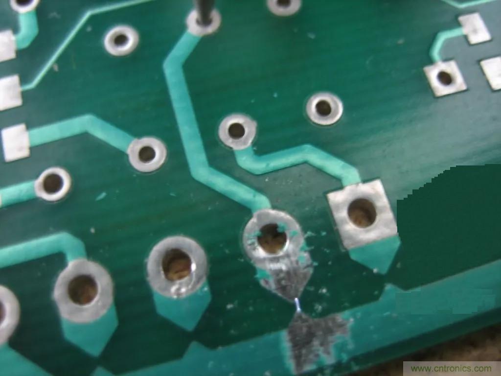 PCB板“ESD?；さ缏飞杓?rdquo;实战经验分享！