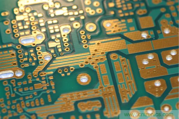 为什么加了屏蔽罩，测试效果反而不好？