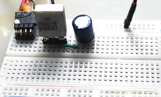 有极性和无极性电容爆炸原因