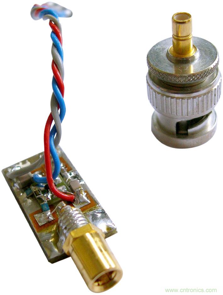 用于快速测试电路信号响应的袖珍型白噪声发生器