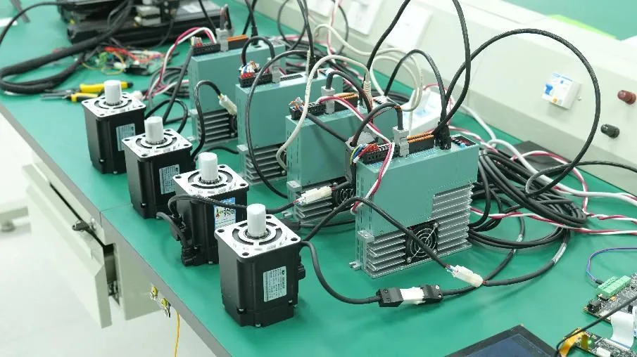 国产伺服驱动器新突破：低压脉冲方案+完整图纸程序分享