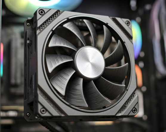CPU总是过热降频？工程师教你只看这5个核心参数，选出高性价比静音风扇