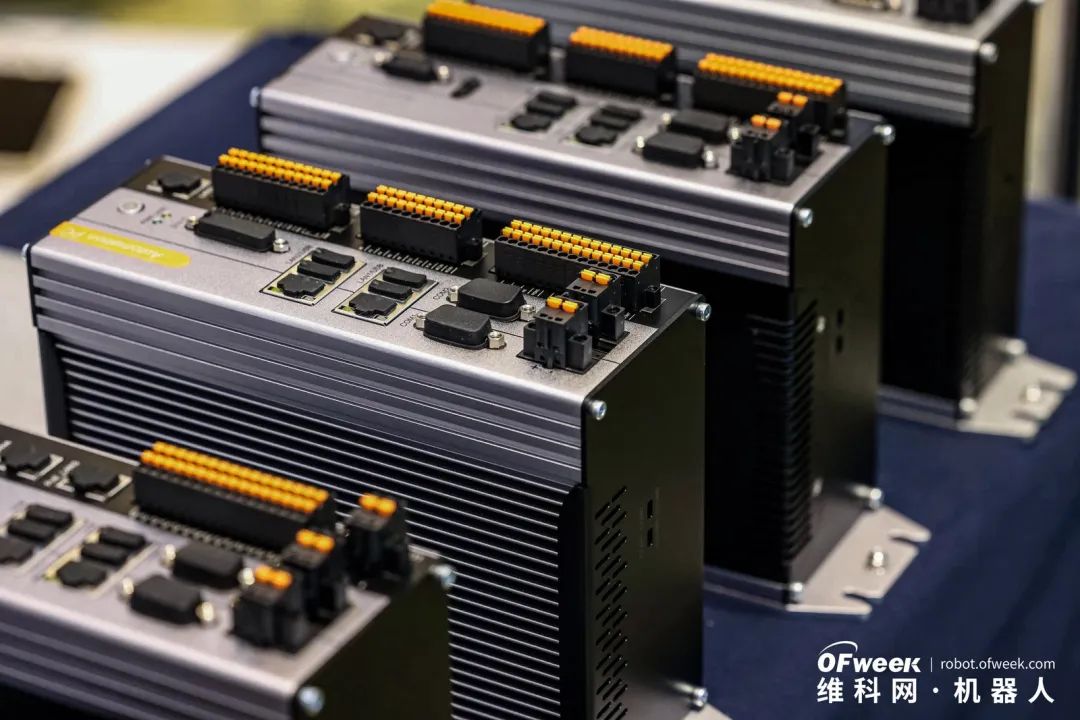 大咖齐聚，智启新篇 | OFweek 2025（第十四届）中国机器人产业大会圆满收官！