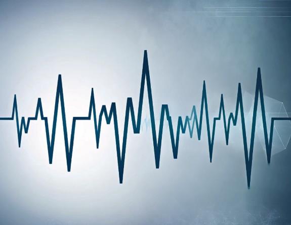 电磁干扰下的生存指南：电流与电压的底层技术博弈